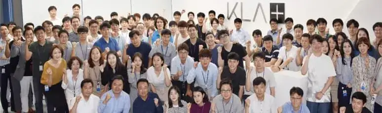 KLA Korea today has hundreds of employees working at multiple sites throughout the country. 